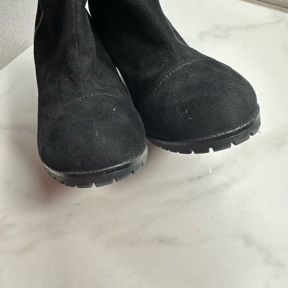 Juicy Couture Black High Heeled Side Zip Booties, Gold Accents Lug Sole, Size 9 - Picture 12 of 15